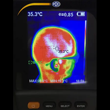 Ejemplo de uso de cámara térmica para fiebre