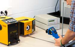 Kalibratie van een infraroodthermometer bij PCE.