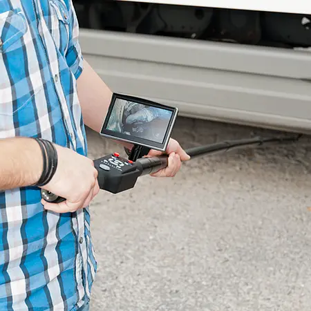 Car Measuring Device PCE-IVE 320 under vehicle application