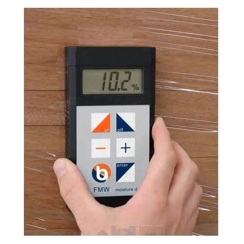 Medidor de humedad en materiales, suelos y paredes hasta 30 cm. de