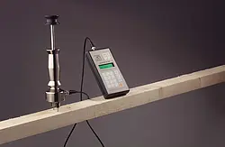 Paper Moisture Meter FMD 6 in Use