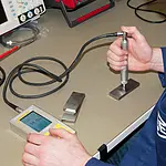 Qualitätsprüfung von Endmaßen mit Durometer PCE-5000