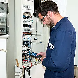 Elektrik Test Cihazı PCE-CM 40