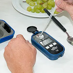 Handheld Digital Refractometer PCE-DRW 2 Application